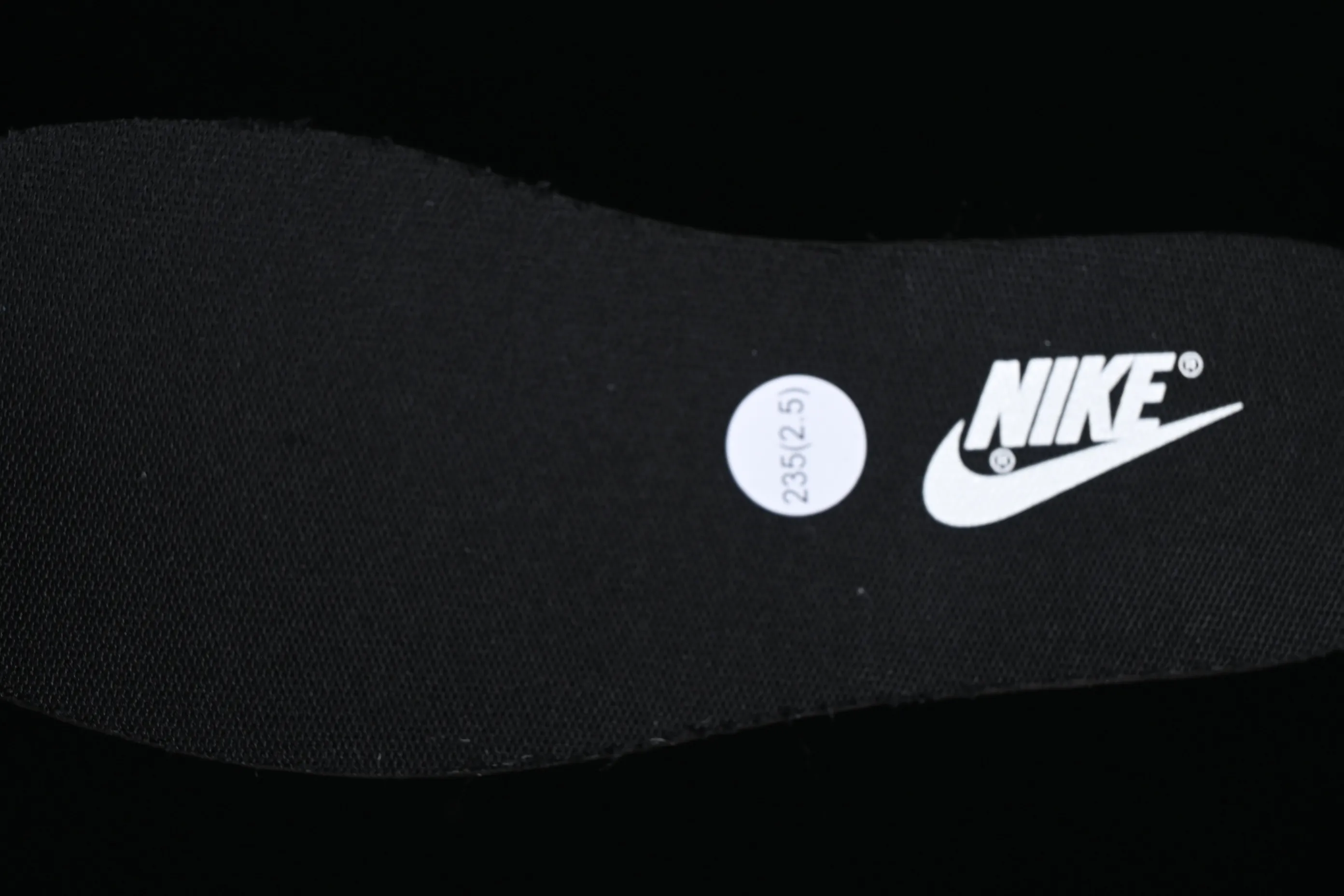 All Categories Nk SB Dunk Series Nk SB Dunk Low Low-top sneakers Nk Dunk Low Black and White Panda Customized version of deconstructed strap casual sneakers DD1391-100